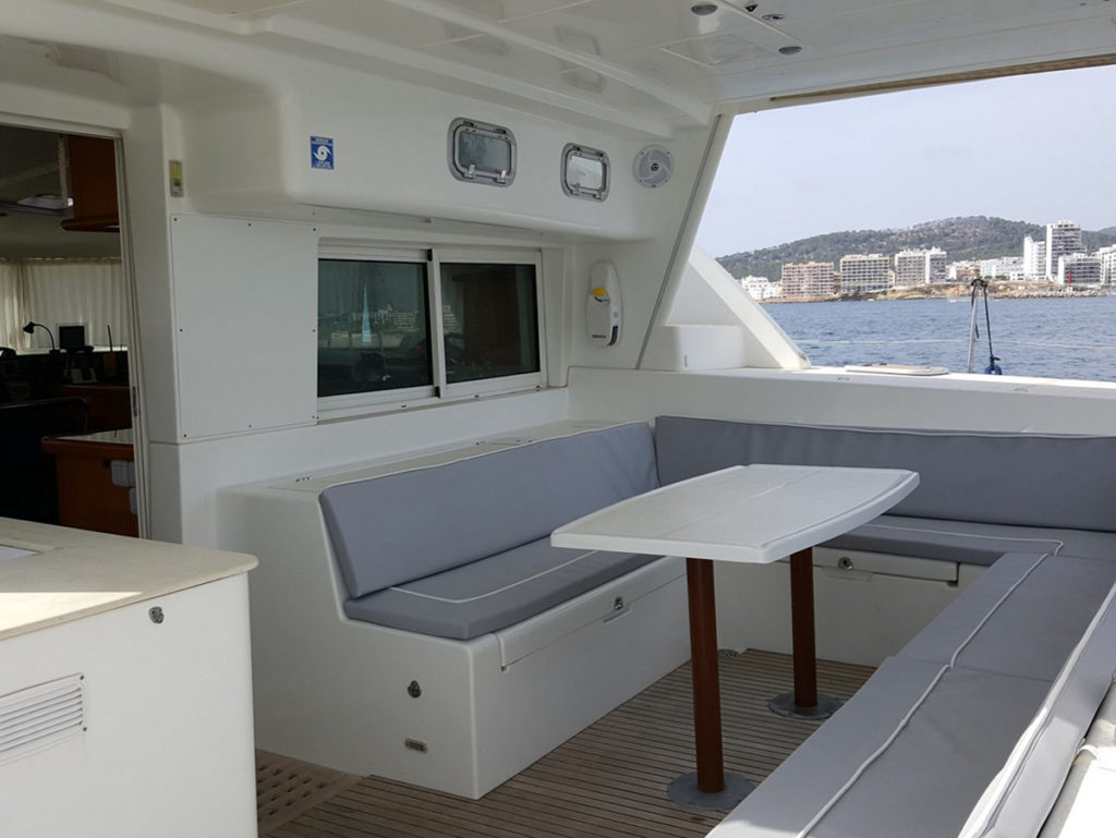 Exterior 20